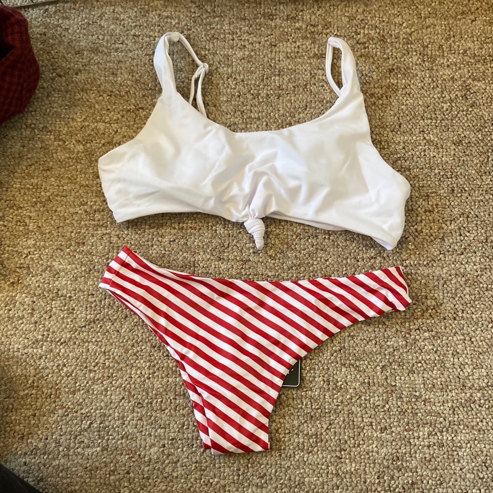 Hi cut bikini